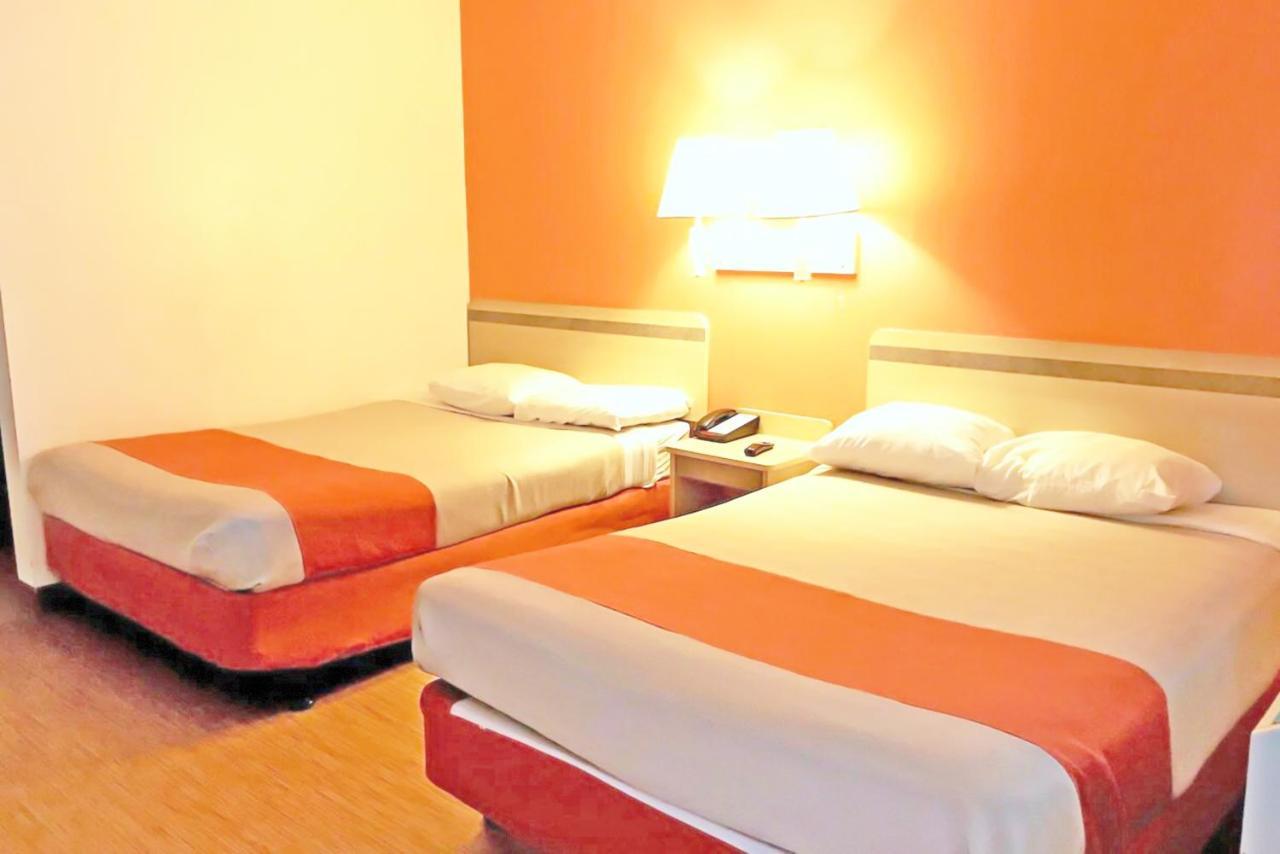 Key Inn Macedonia Extérieur photo