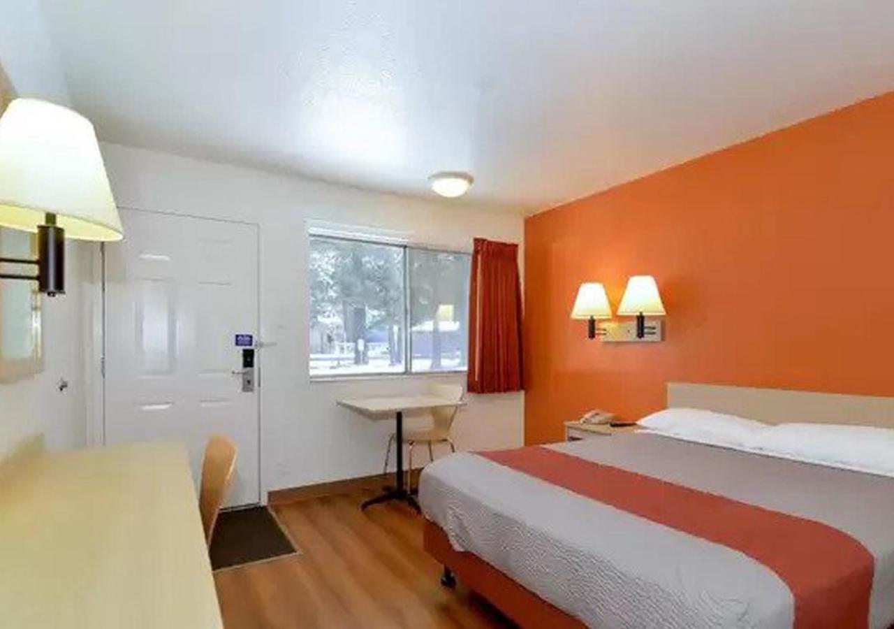 Key Inn Macedonia Extérieur photo