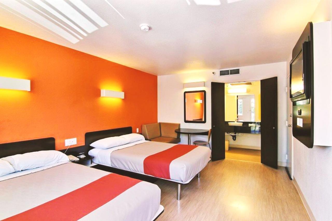 Key Inn Macedonia Extérieur photo