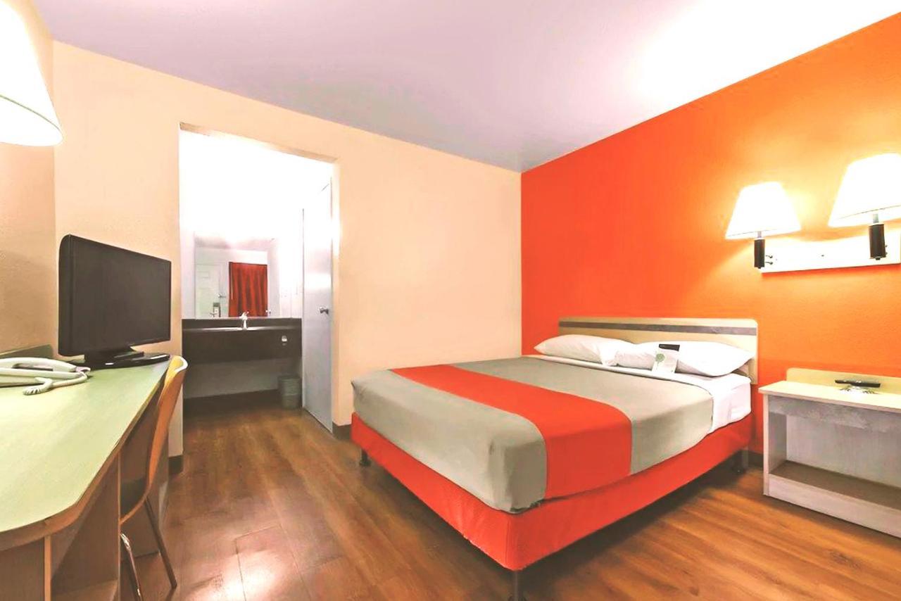 Key Inn Macedonia Extérieur photo